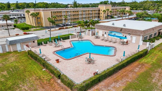 531 BOCA CIEGA POINT BOULEVARD S 531, St Petersburg, FL 33708