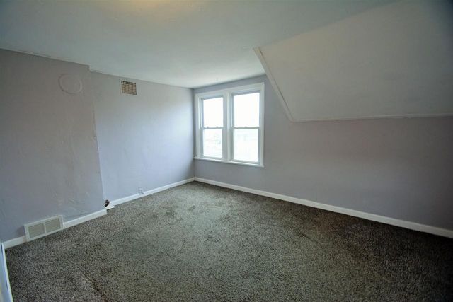 1017 18TH STREET, Two Rivers, WI 52241