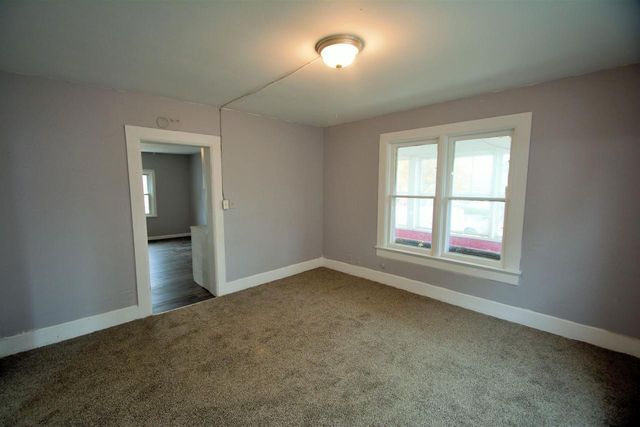 1017 18TH STREET, Two Rivers, WI 52241