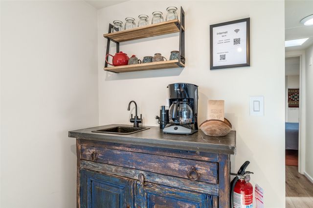 89 Coyote Crossing, Santa Fe, NM 87508