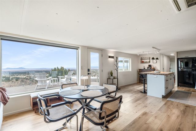 89 Coyote Crossing, Santa Fe, NM 87508