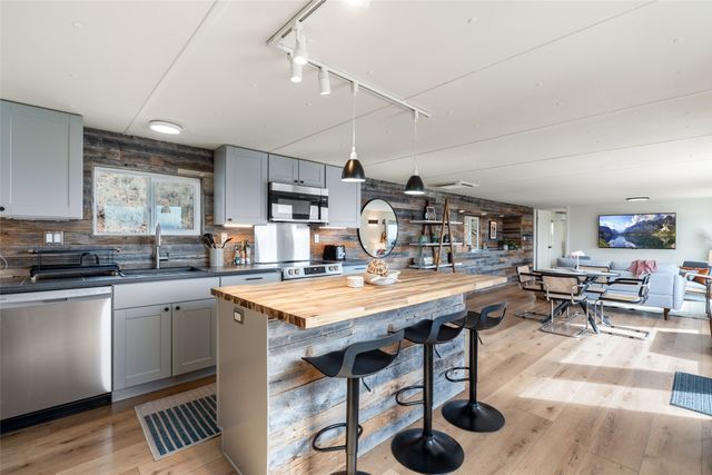 89 Coyote Crossing, Santa Fe, NM 87508