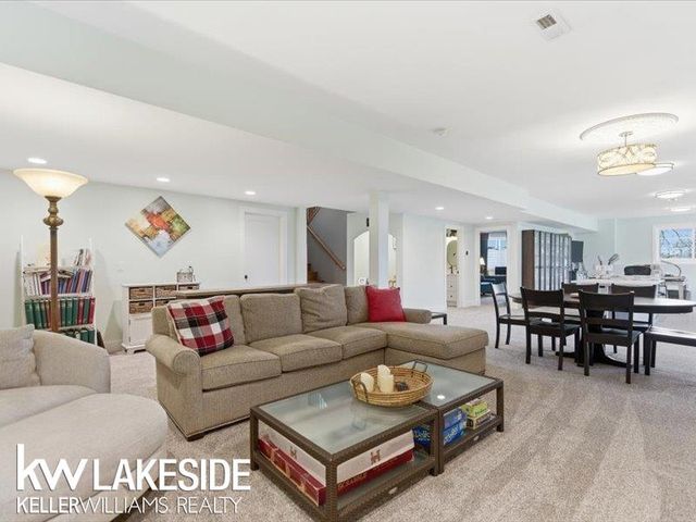 5345 BRISTOL PARKE Circle, Independence Twp, MI 48348