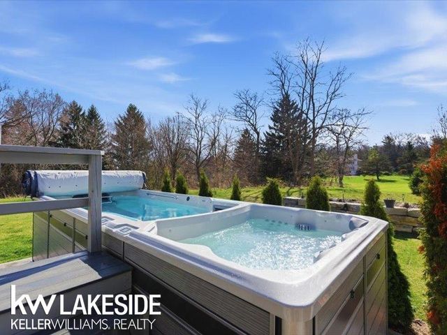 5345 BRISTOL PARKE Circle, Independence Twp, MI 48348