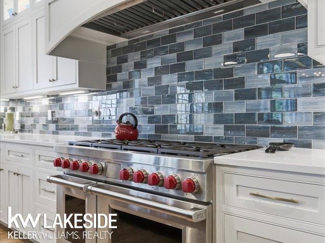 5345 BRISTOL PARKE Circle, Independence Twp, MI 48348