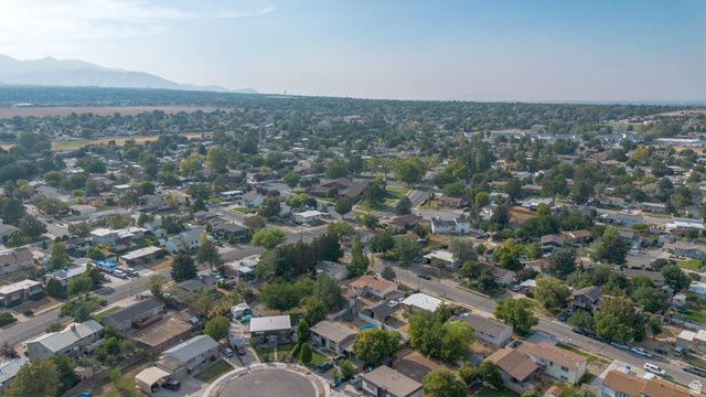 6657 S KENTUCKY DR, West Jordan, UT 84084