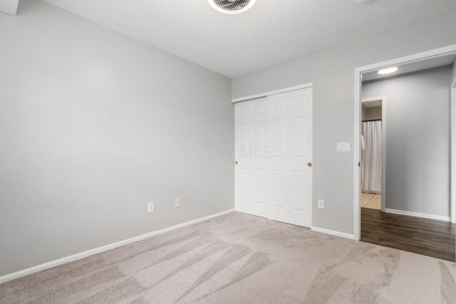 8351 Greyhawk Circle, Columbus, OH 43240