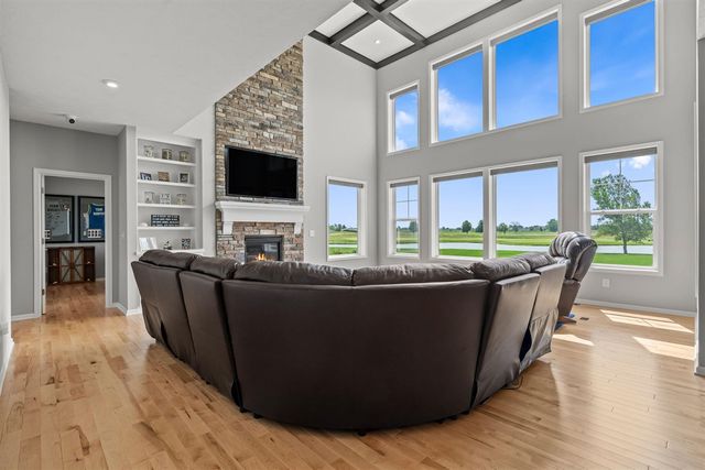 4738 Harkemas Creek Drive, Holland, MI 49424