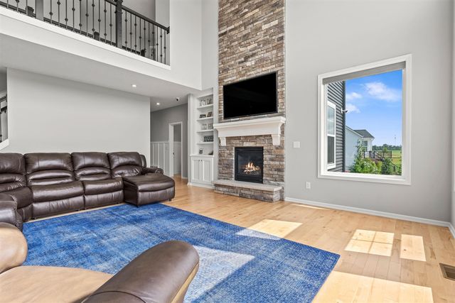4738 Harkemas Creek Drive, Holland, MI 49424