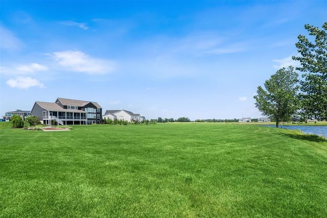 4738 Harkemas Creek Drive, Holland, MI 49424