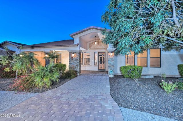 4208 E SANDRA Terrace, Phoenix, AZ 85032