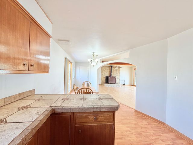 9 Castle Road, Questa, NM 87556