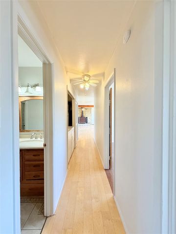 9 Castle Road, Questa, NM 87556