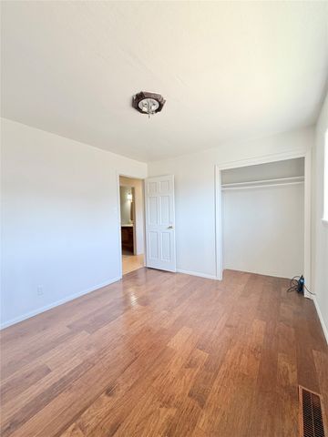 9 Castle Road, Questa, NM 87556