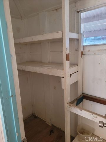 83040 Magnolia Avenue, Trona, CA 93562