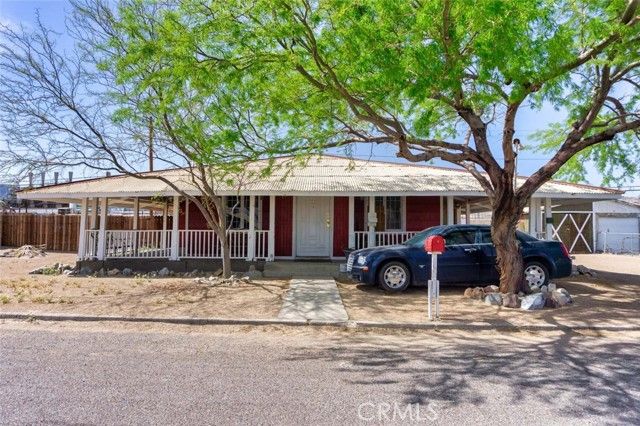 83040 Magnolia Avenue, Trona, CA 93562