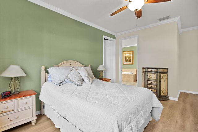 3238 Sussex Way, Vero Beach, FL 32966