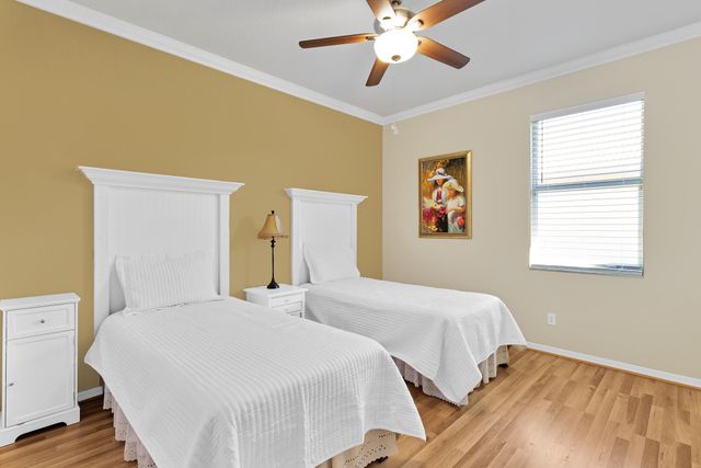 3238 Sussex Way, Vero Beach, FL 32966