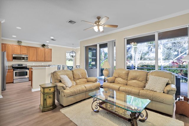 3238 Sussex Way, Vero Beach, FL 32966