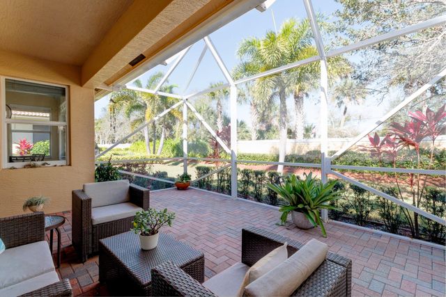 3238 Sussex Way, Vero Beach, FL 32966