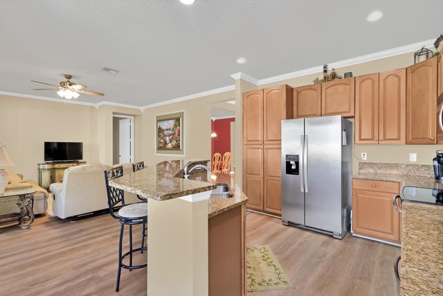 3238 Sussex Way, Vero Beach, FL 32966