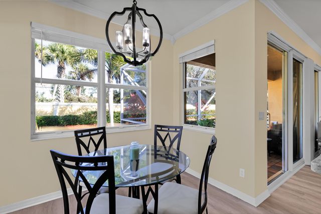 3238 Sussex Way, Vero Beach, FL 32966