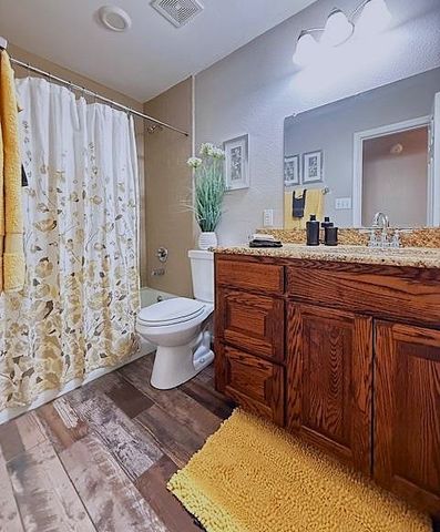 309 Linda Drive, Burleson, TX 76028