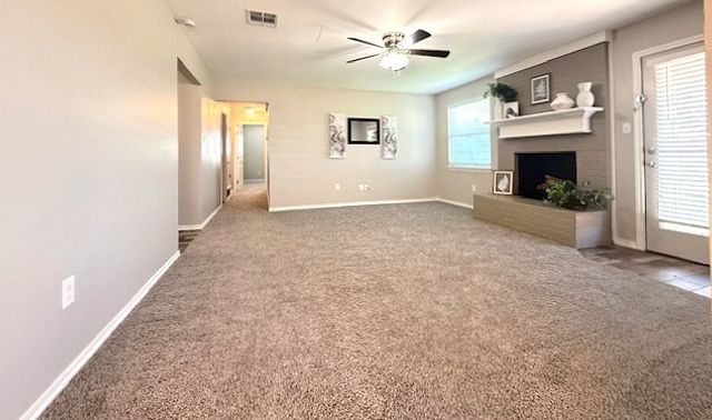 309 Linda Drive, Burleson, TX 76028