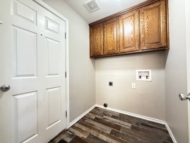 309 Linda Drive, Burleson, TX 76028