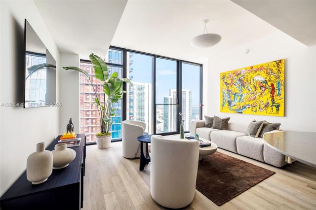 20 NE 11th St 4503, Miami, FL 33132