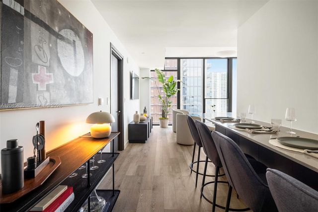 20 NE 11th St 4503, Miami, FL 33132