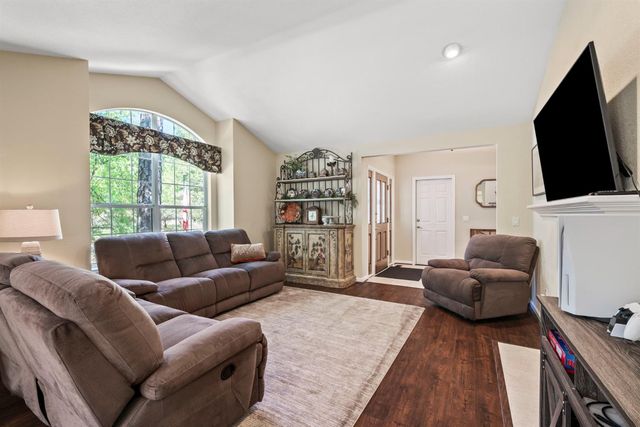 12609-12611 Mindy Ln, Nevada City, CA 95959