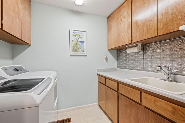 12609-12611 Mindy Ln, Nevada City, CA 95959