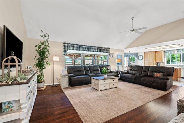 12609-12611 Mindy Ln, Nevada City, CA 95959