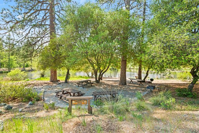 12609-12611 Mindy Ln, Nevada City, CA 95959