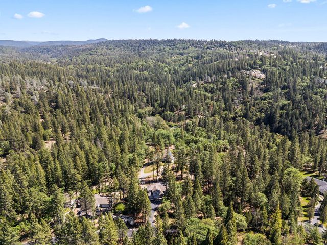 12609-12611 Mindy Ln, Nevada City, CA 95959