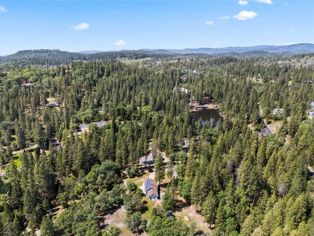 12609-12611 Mindy Ln, Nevada City, CA 95959