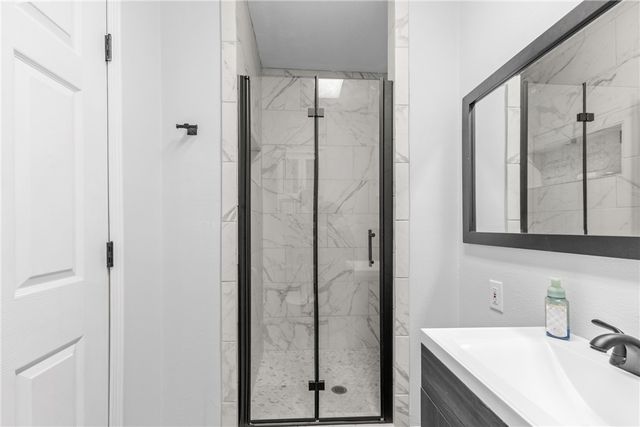 2015 Pinewood Drive, Bryan, TX 77807