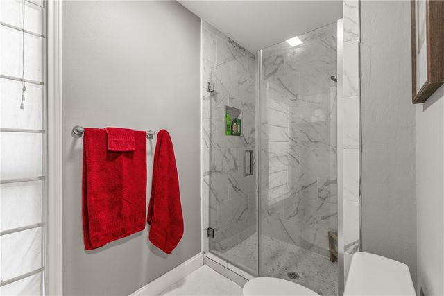 2015 Pinewood Drive, Bryan, TX 77807