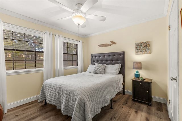 2015 Pinewood Drive, Bryan, TX 77807