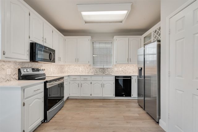 8809 Greenwood Trail, Rowlett, TX 75088