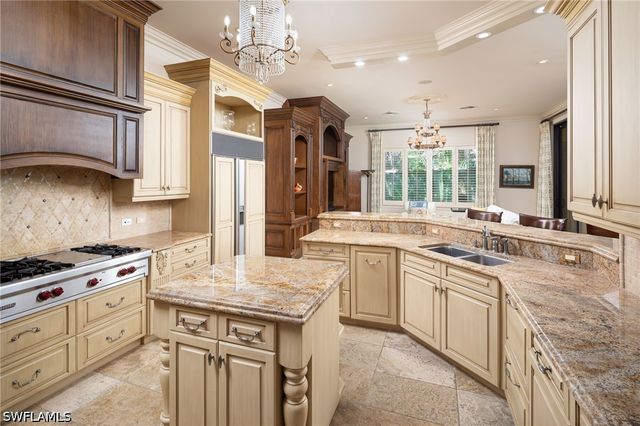 3280 Gordon DR, Naples, FL 34102
