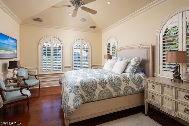 3280 Gordon DR, Naples, FL 34102