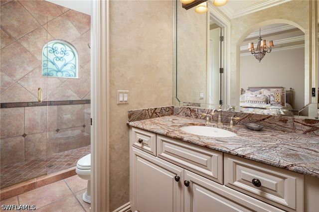 3280 Gordon DR, Naples, FL 34102