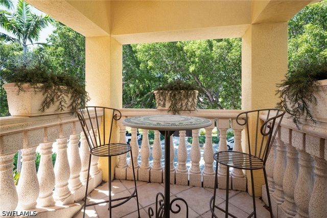 3280 Gordon DR, Naples, FL 34102