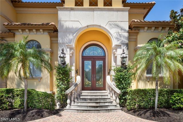 3280 Gordon DR, Naples, FL 34102