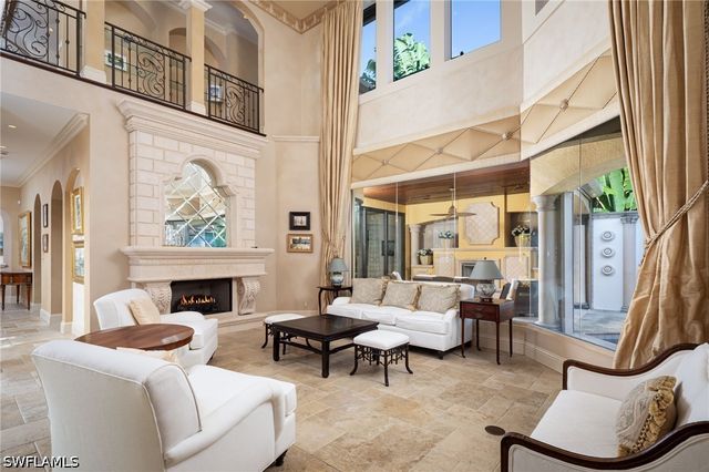 3280 Gordon DR, Naples, FL 34102