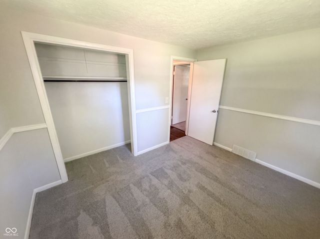 2434 W 67th Street, Indianapolis, IN 46268