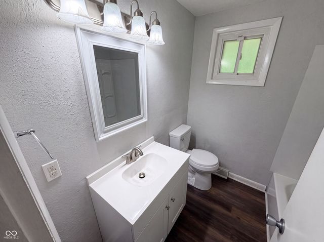 2434 W 67th Street, Indianapolis, IN 46268