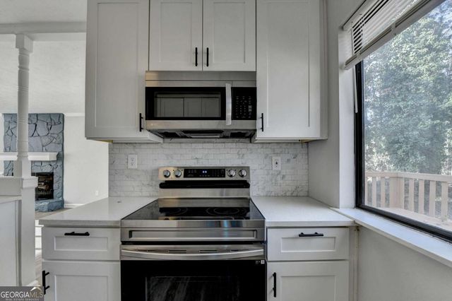 3357 Oak Drive, Snellville, GA 30078